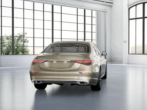 Certified 2022 Mercedes-Benz S 500 4MATIC image 24