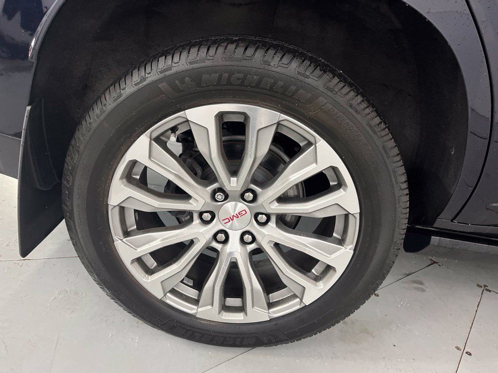 Used 2022 GMC Yukon Denali AWD/4WD image 16