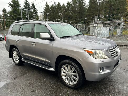 Used 2008 Lexus LX 570 4WD image 3