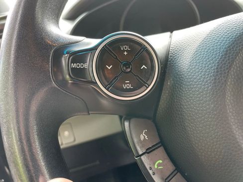 Used 2017 Kia Soul FWD image 11