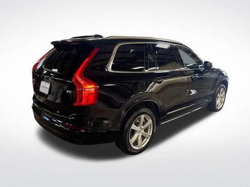 Certified 2023 Volvo XC90 B5 Core w/ Climate Package AWD/4WD image 6
