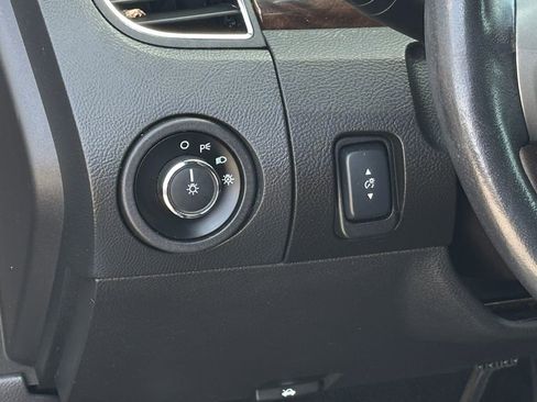 Used 2014 Ford Taurus Limited image 21