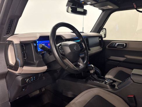 Used 2022 Ford Bronco Wildtrak AWD/4WD image 17