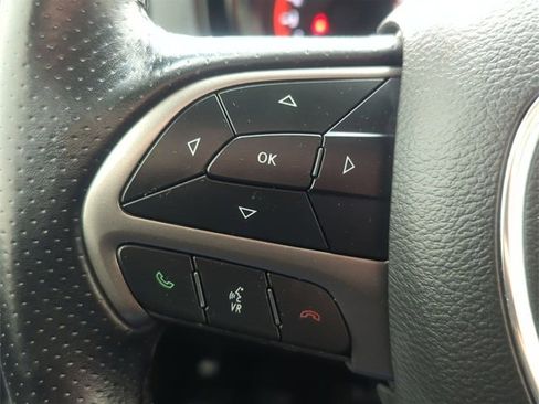 Used 2021 Dodge Durango SXT image 15