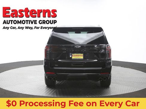 Used 2025 Chevrolet Suburban Z71 AWD/4WD image 39