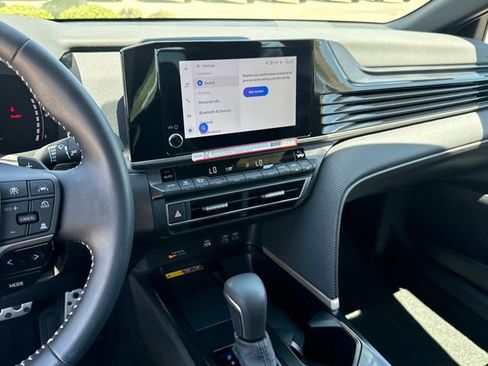Used 2026 Toyota Camry SE w/ Convenience Package FWD image 20
