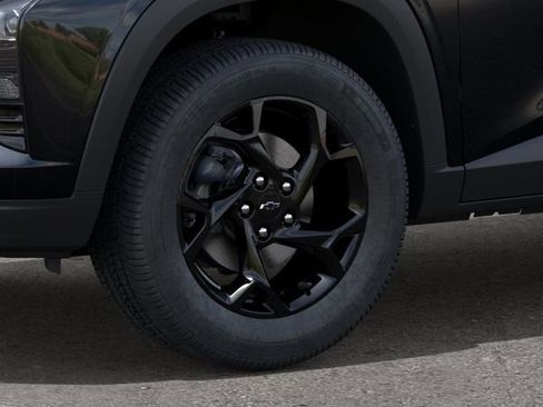 New 2026 Chevrolet Trax LT w/ Driver Confidence Package FWD image 9