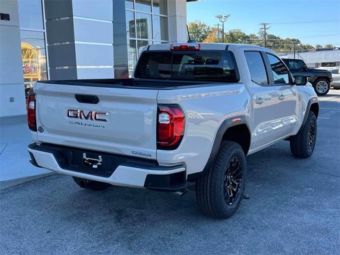 New 2026 GMC Canyon Elevation w/ Convenience Package image 3