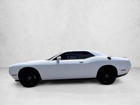 Used 2018 Dodge Challenger SXT Plus RWD image 6