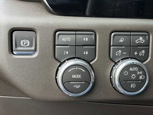 New 2026 GMC Sierra 1500 SLT w/ SLT Premium Plus Package image 14