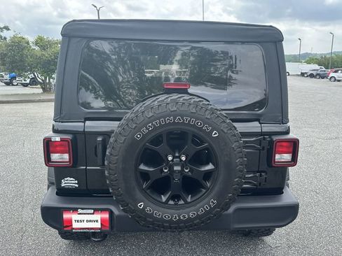 Used 2021 Jeep Wrangler Unlimited Sport image 4