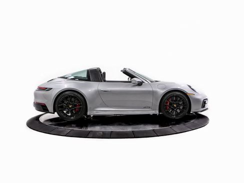 Used 2024 Porsche 911 Targa 4 GTS image 8
