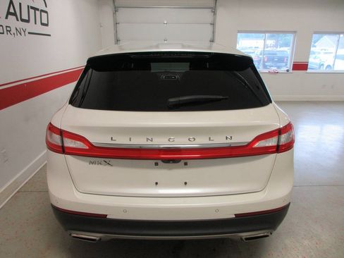 Used 2016 Lincoln MKX Select w/ Select Plus Package FWD image 13