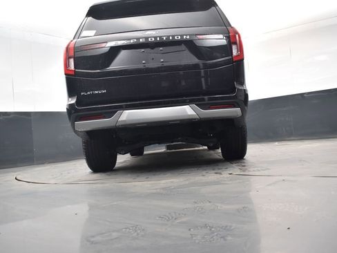 New 2026 Ford Expedition Platinum w/ Driver's Package AWD/4WD image 15