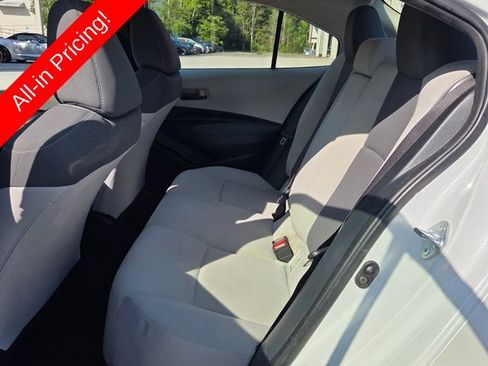 Used 2022 Toyota Corolla LE FWD image 10
