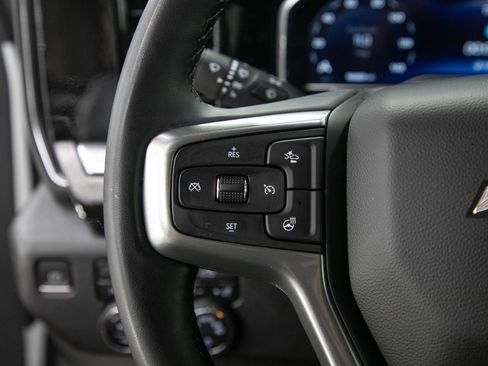 Used 2023 Chevrolet Silverado 1500 LT AWD/4WD image 26