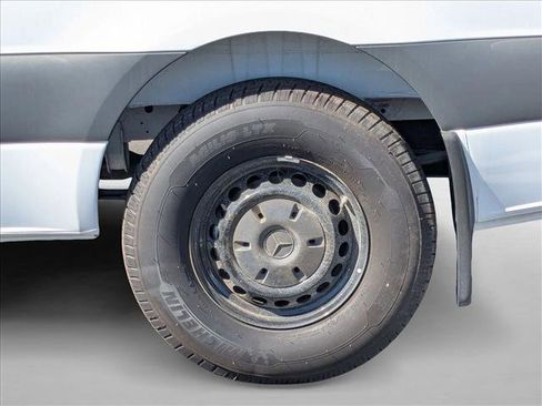 New 2025 Mercedes-Benz Sprinter 2500 image 10