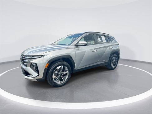 Used 2025 Hyundai Tucson SEL image 5