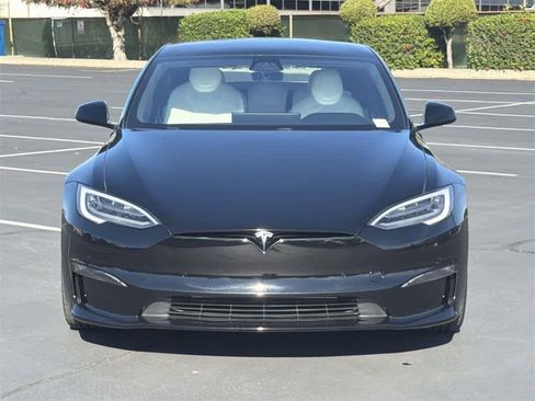 Used 2022 Tesla Model S image 2