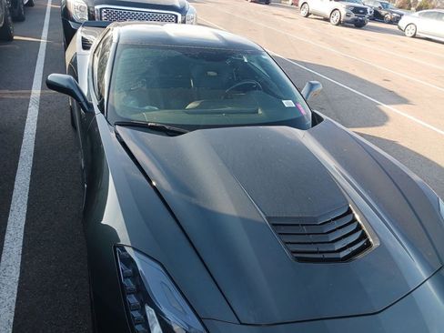 Used 2019 Chevrolet Corvette Stingray w/ Carbon Flash Badge Package image 2