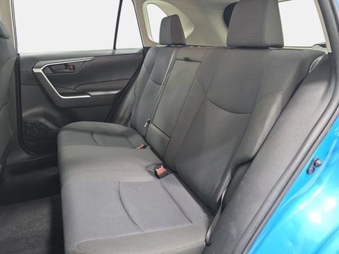 Used 2019 Toyota RAV4 LE w/ All Weather Liner Package AWD/4WD image 11