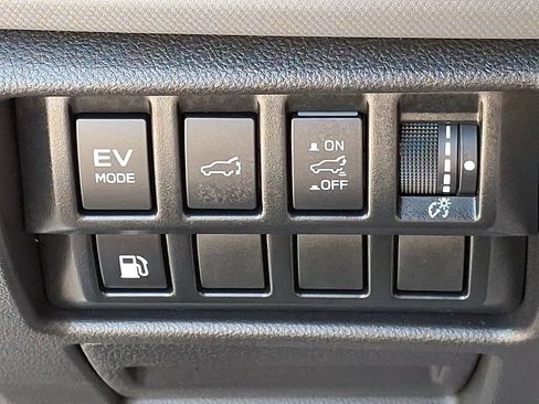 Certified 2025 Subaru Forester Sport AWD/4WD image 28