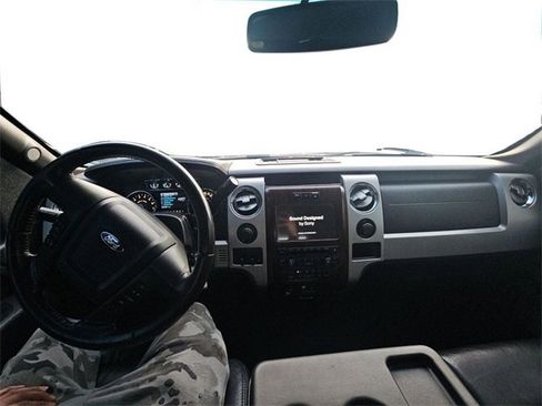 Used 2012 Ford F150 Lariat w/ Max Trailer Tow Pkg image 12