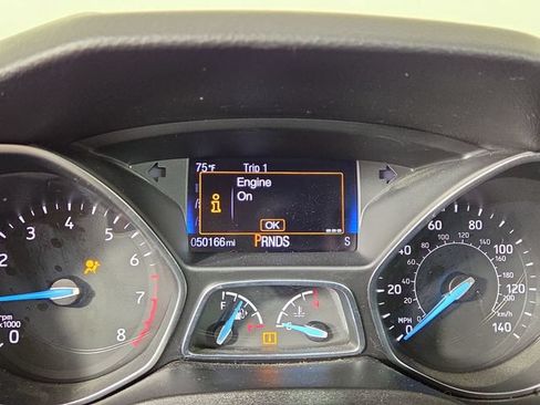 Used 2017 Ford Focus SEL w/ Cold Weather Package FWD image 18
