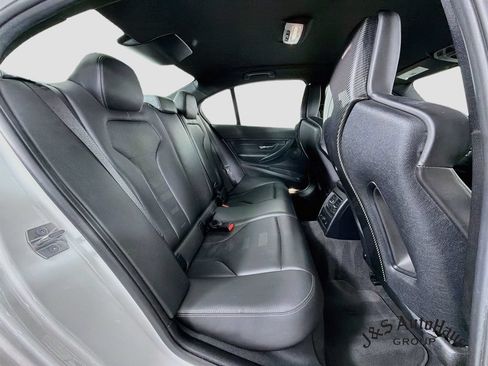 Used 2018 BMW M3 RWD image 33