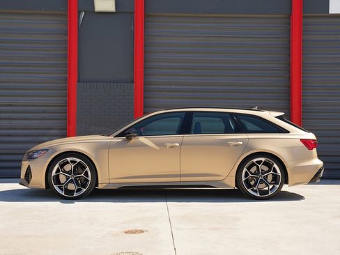 Used 2024 Audi RS 6 performance image 9