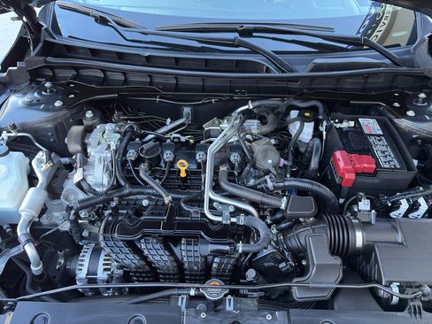 Used 2024 Nissan Altima 2.5 SV w/ SV Premium Package image 21