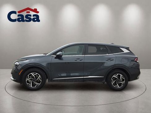 Used 2025 Kia Sportage LX FWD image 3
