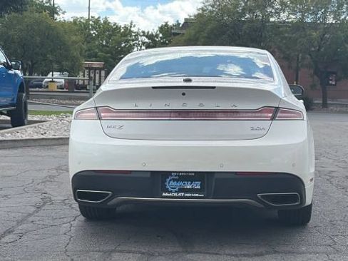 Used 2019 Lincoln MKZ Reserve FWD image 4