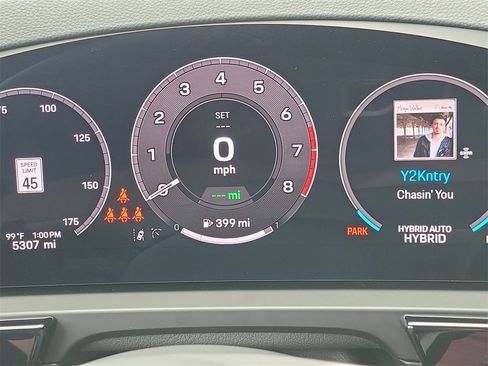 Used 2025 Porsche Cayenne E-Hybrid image 30