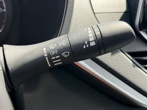 Used 2025 Nissan Altima 2.5 S FWD image 29