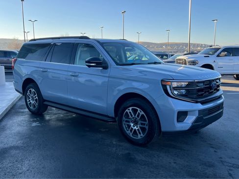 New 2026 Ford Expedition Max Active image 5
