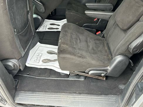 Used 2015 Dodge Grand Caravan SE image 9