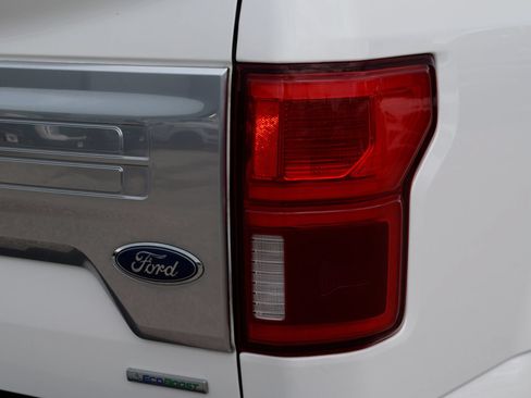Used 2020 Ford F150 King Ranch w/ Equipment Group 601A Luxury RWD image 20