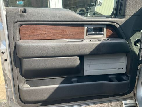 Used 2014 Ford F150 Lariat w/ Equipment Group 502A Luxury image 17