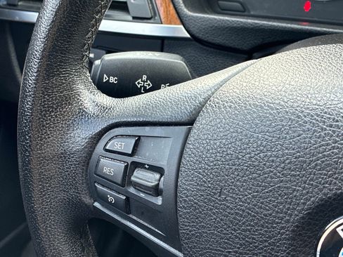 Used 2013 BMW 328i Sedan RWD image 25
