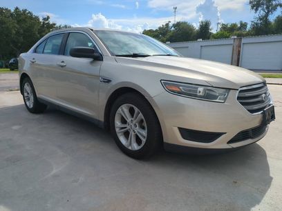Used 2018 Ford Taurus SE