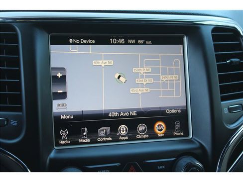 Used 2015 Jeep Grand Cherokee Limited w/ Luxury Group II AWD/4WD image 29