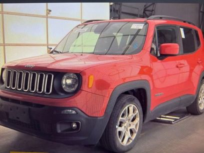Used 2017 Jeep Renegade Latitude w/ Popular Equipment Group