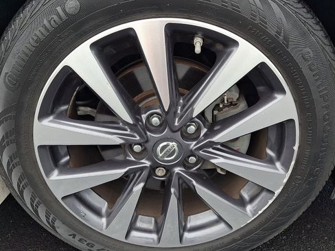 Used 2017 Nissan Altima 2.5 SV FWD image 8