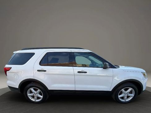 Used 2018 Ford Explorer 4WD image 4