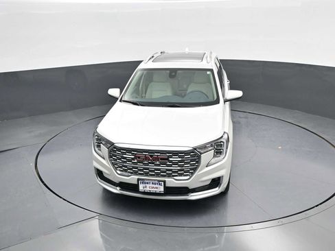 Used 2024 GMC Terrain Denali w/ Denali Premium Package image 31