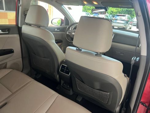Used 2019 Kia Sportage EX AWD/4WD image 14