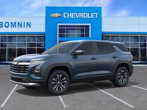 New 2026 Chevrolet Equinox LT image 3