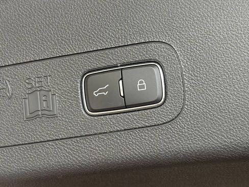 Used 2025 Lincoln Aviator AWD w/ Equipment Group 101A image 14