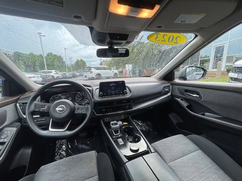 Certified 2023 Nissan Rogue SV AWD/4WD image 11